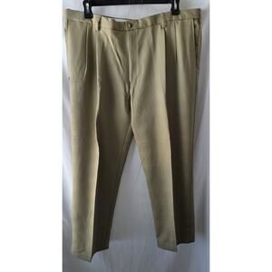 Haggar Men's Cool 18 Performance Pants Khaki Size 42x29 NWT
